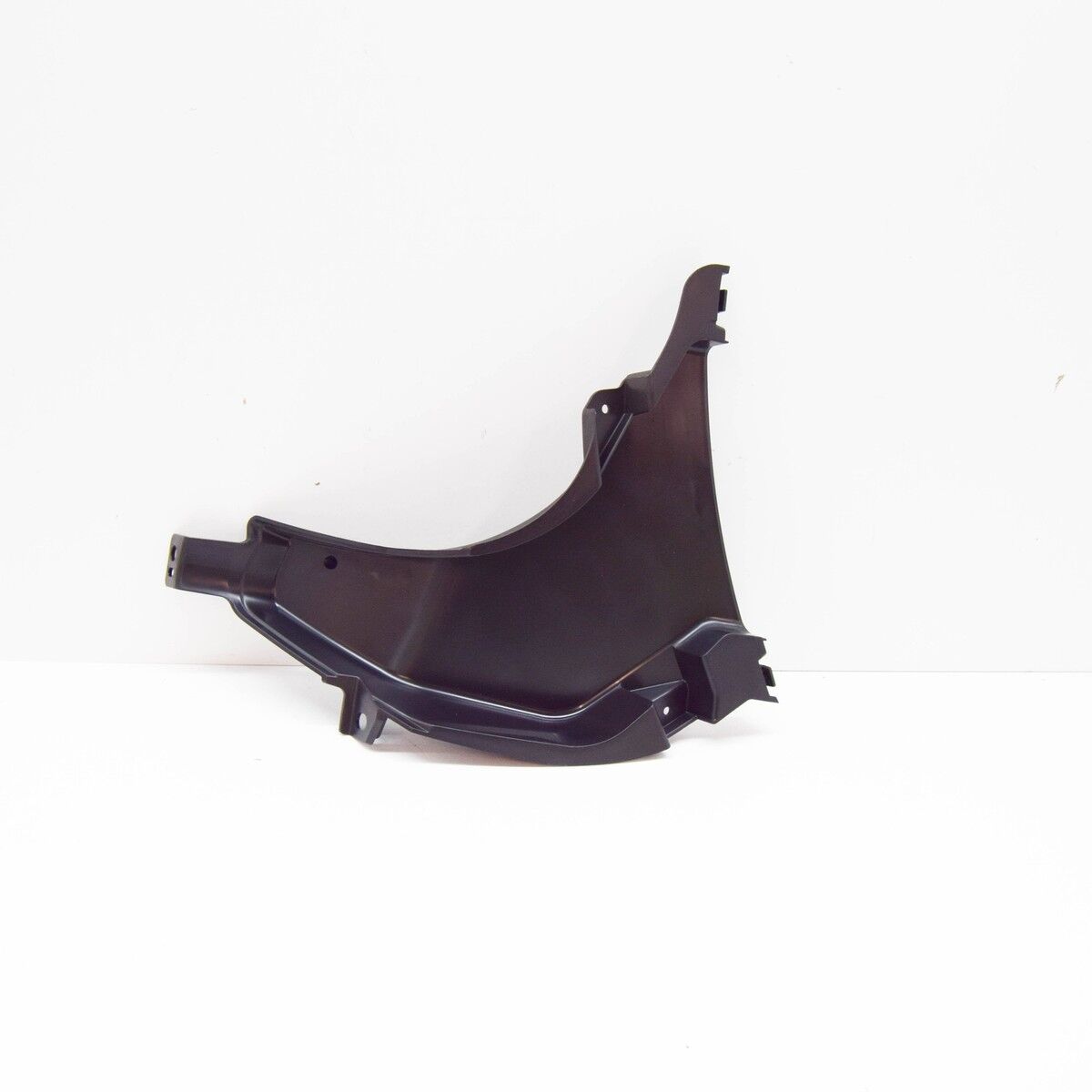 CAMURLUK-HAVALANDIRMA BRAKETI 86568J7CA0