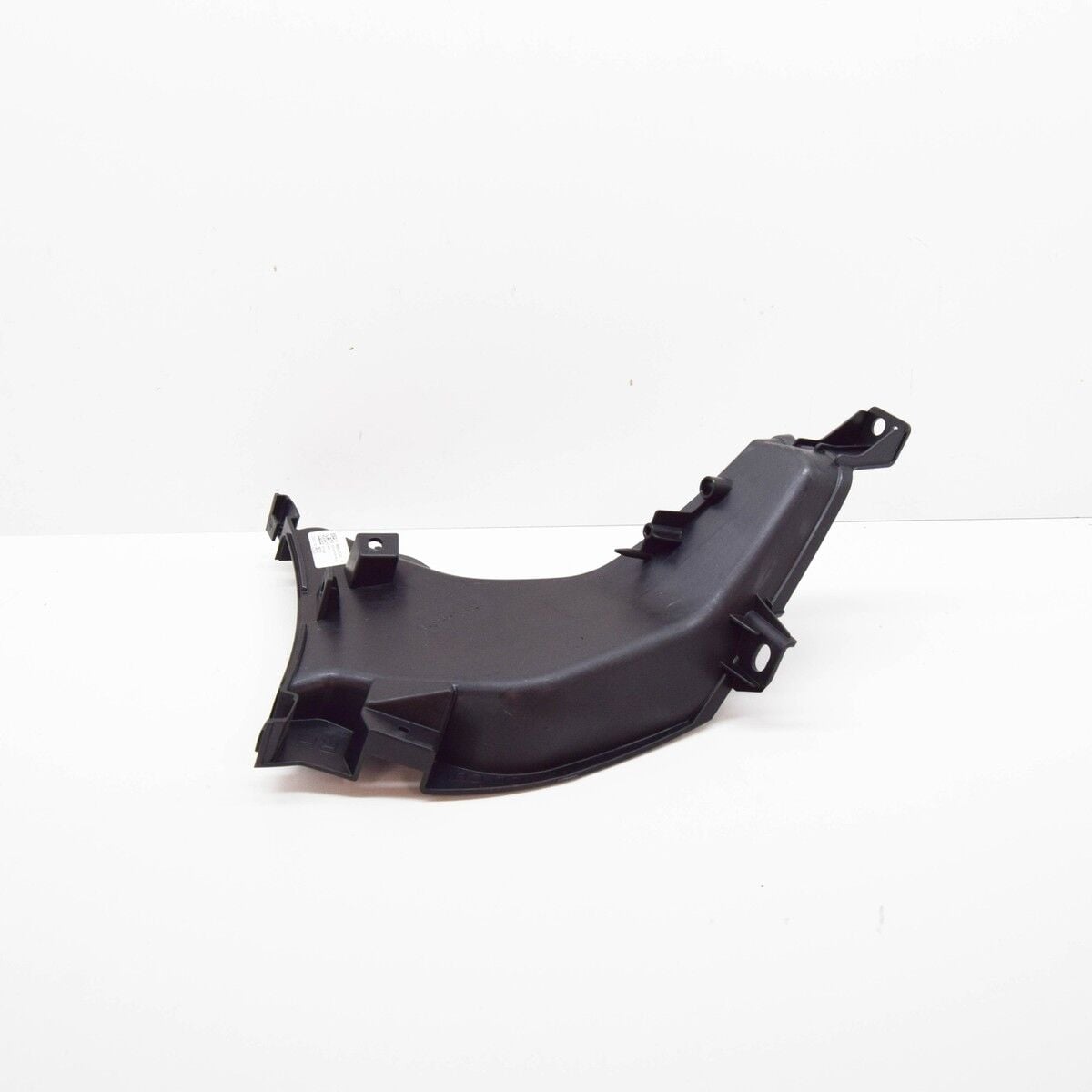 CAMURLUK-HAVALANDIRMA BRAKETI
 86568J7PA0