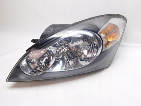 FAR SOL SIYAH CEED 921011H500