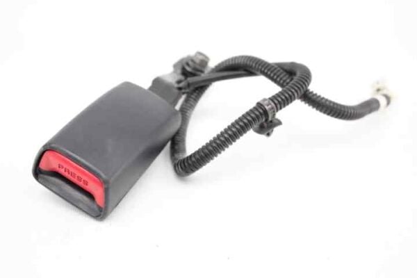 EMNIYET KEMER KARSILIGI ON SAG 888401W000HU