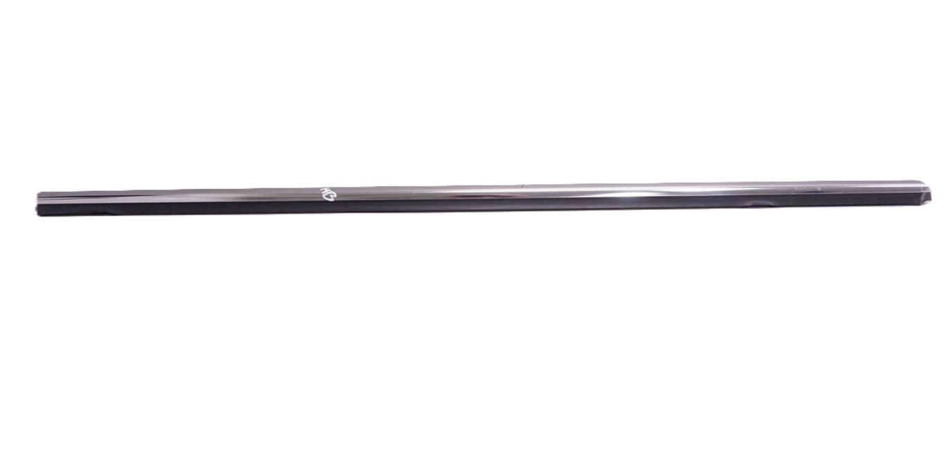 Arka Kapı Dış Sıyırıcı Fitili Sol 832103W010