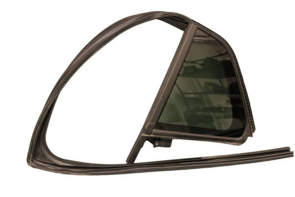 ARKA KAPI KELEBEK CAM 83530R2010