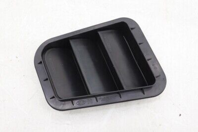 RİO Arka Çamurluk Havalandırma Sağ 975102F200